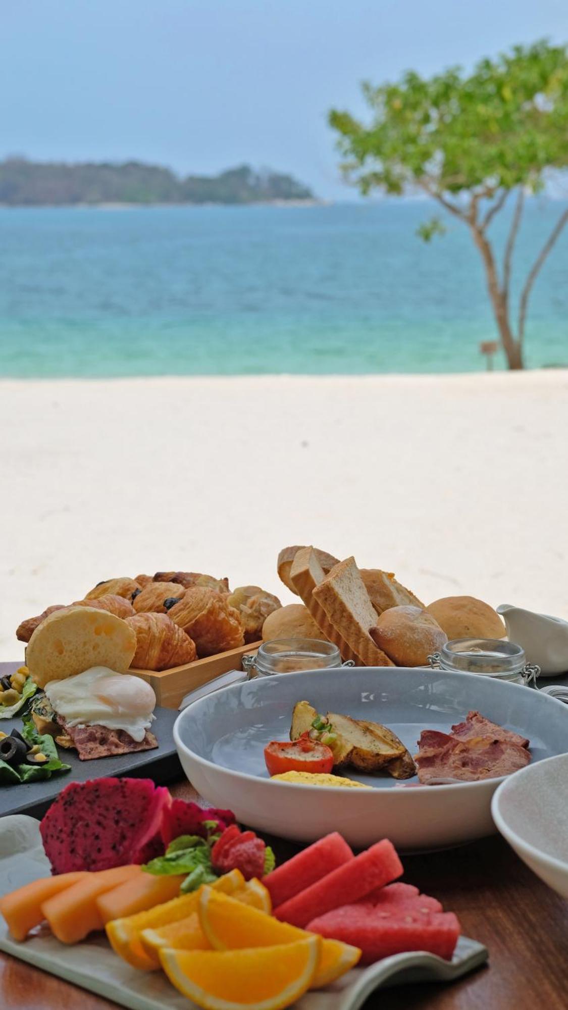 Sheraton Belitung Resort Tanjungbinga Zewnętrze zdjęcie